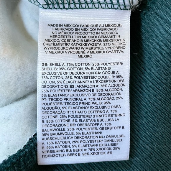 The North Face Women’s Holiday Hoodie - Picture 5 of 7